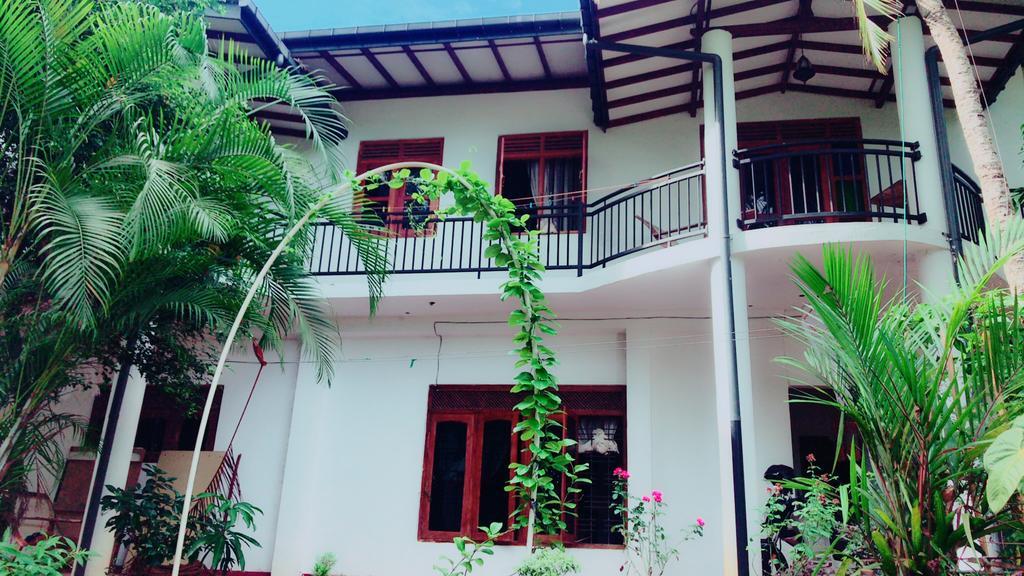 Mount Nature Villa Hikkaduwa Exterior photo